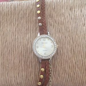 Wrap around watch